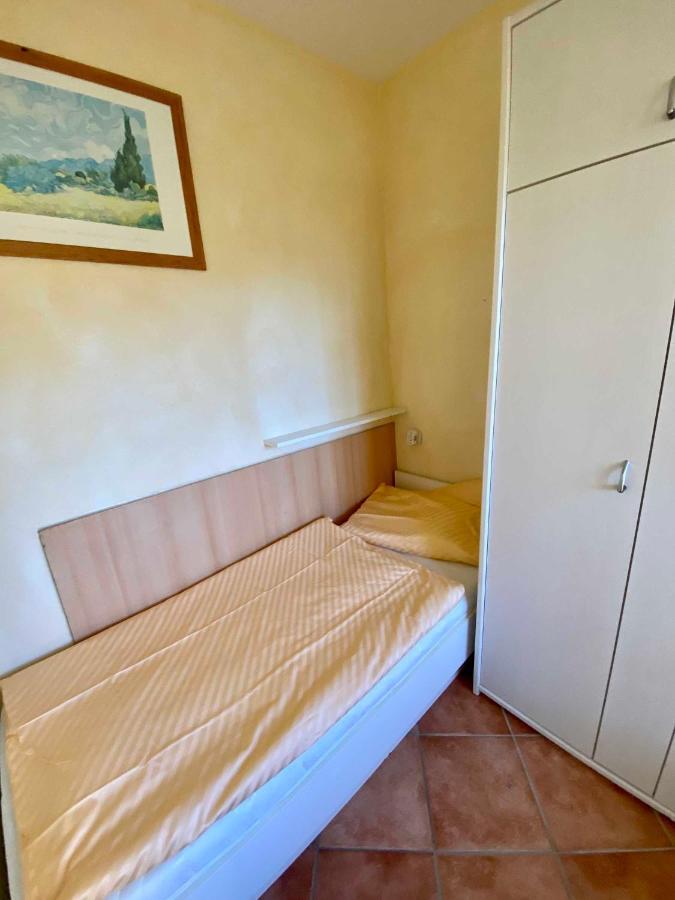 Deb 043 Ferienwohnungen Im Ostseebad Goehren Landhaus Luaran gambar